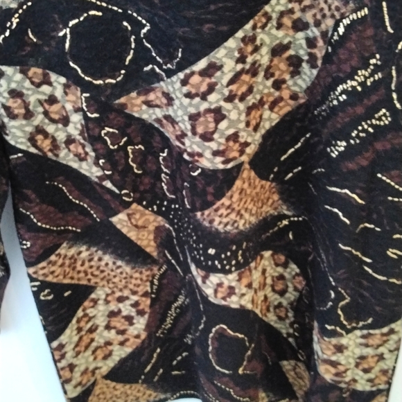 TanJay Ladies long sleeve top, size medium - Picture 3 of 6